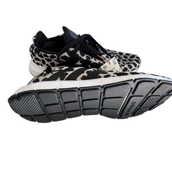 Adidas Womens Swift Run Shoes Leopard Print Size 8 NWT - Picture 3 of 7